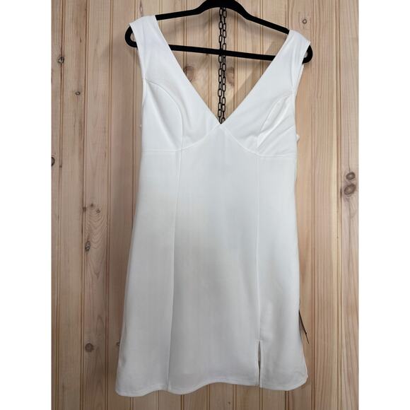 NWT Lulus Perfection Bound White Sleeveless Cowl Back Mini Dress Party Size L - Picture 2 of 7